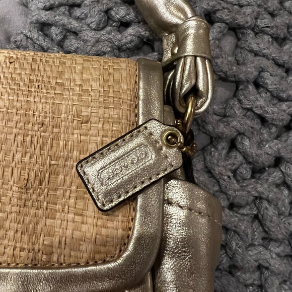 Coach Bag - Picture 2 of 4